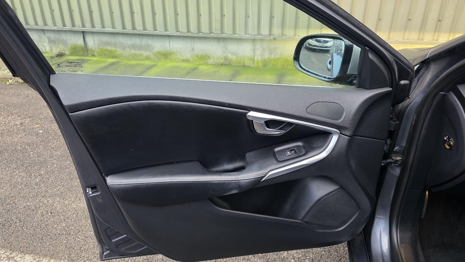 Used Volvo V40 2013 for sale - 77330834: Photo 23