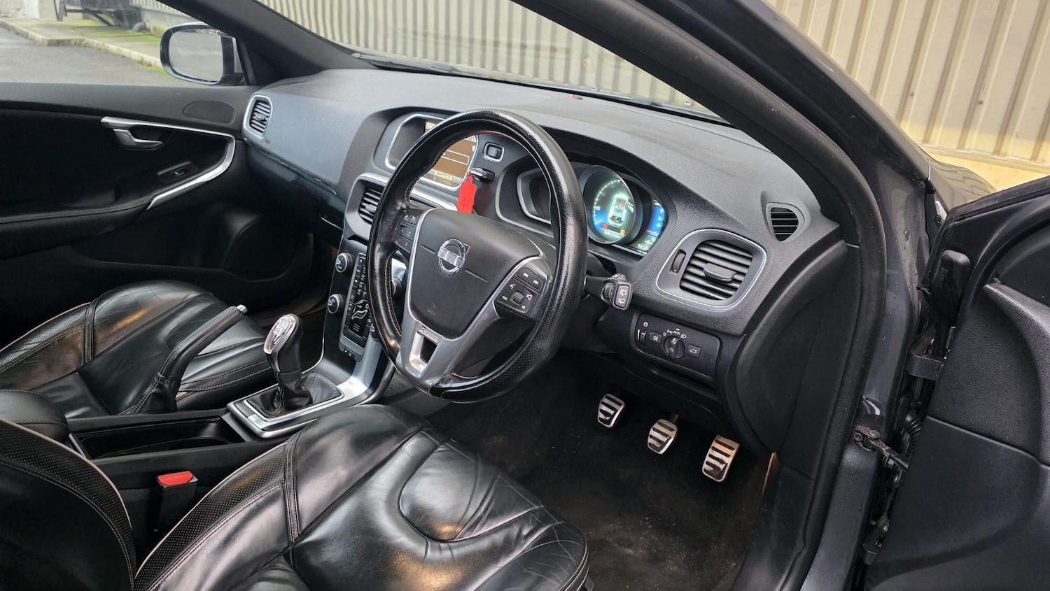 Used Volvo V40 2013 for sale - 77330834: Photo 28