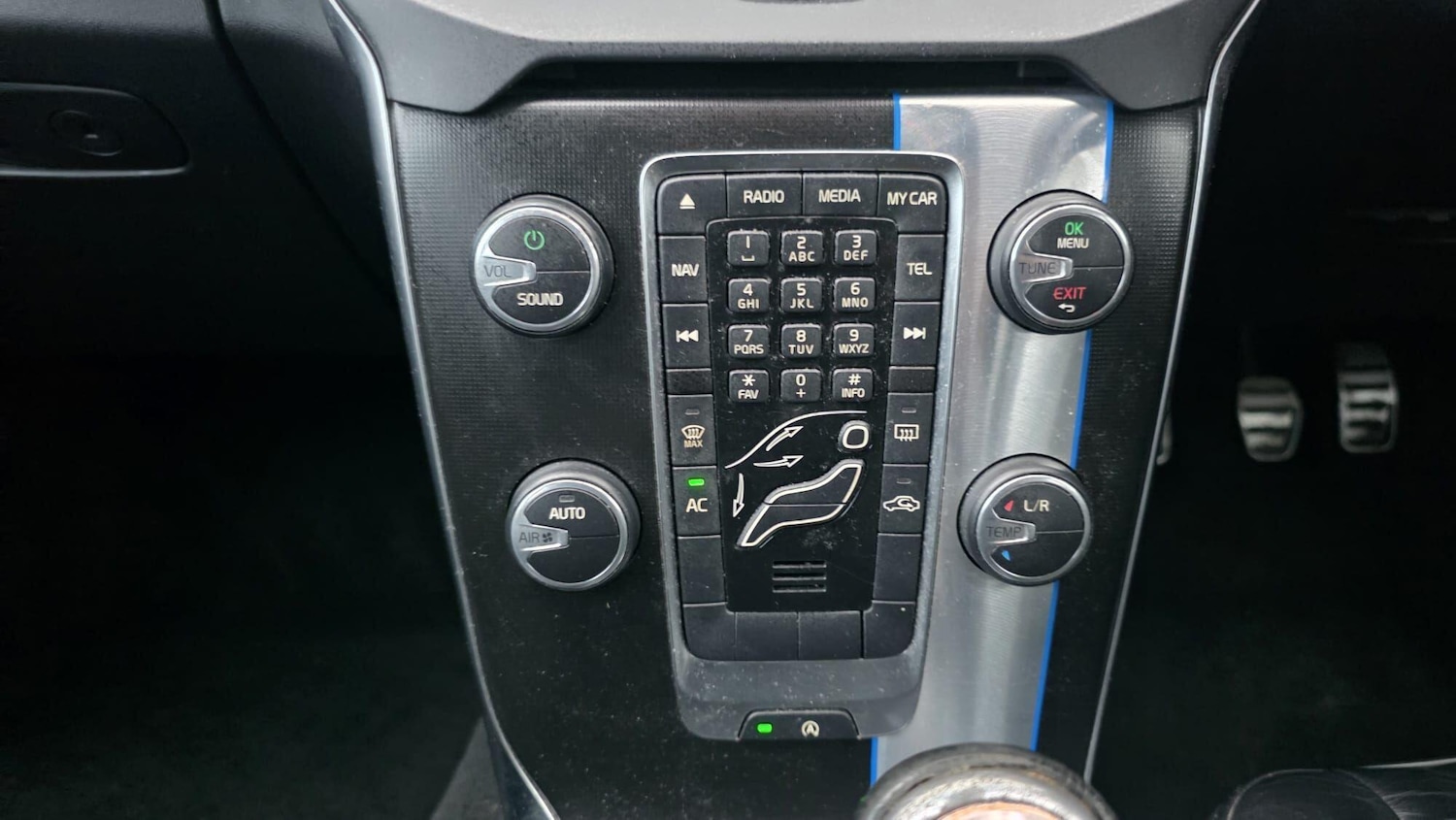 Used Volvo V40 2013 for sale - 77330834: Photo 31