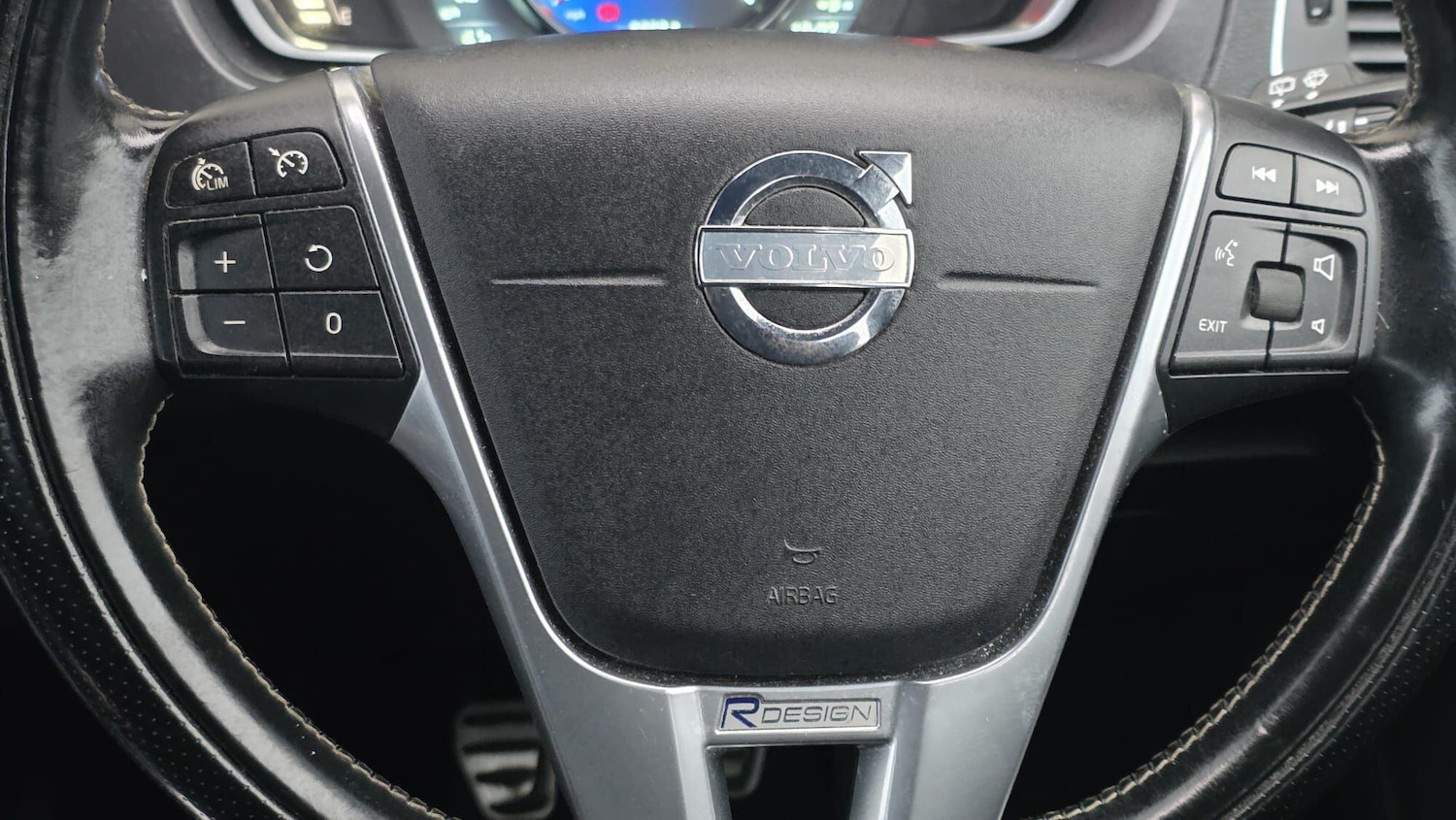 Used Volvo V40 2013 for sale - 77330834: Photo 35