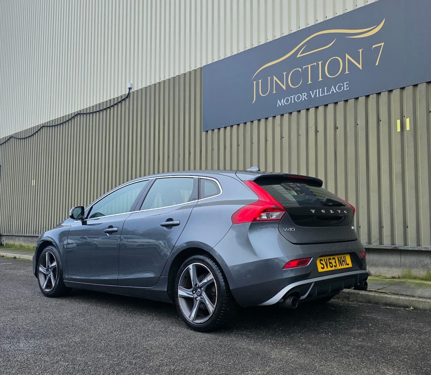 Used Volvo V40 2013 for sale - 77330834: Photo 8