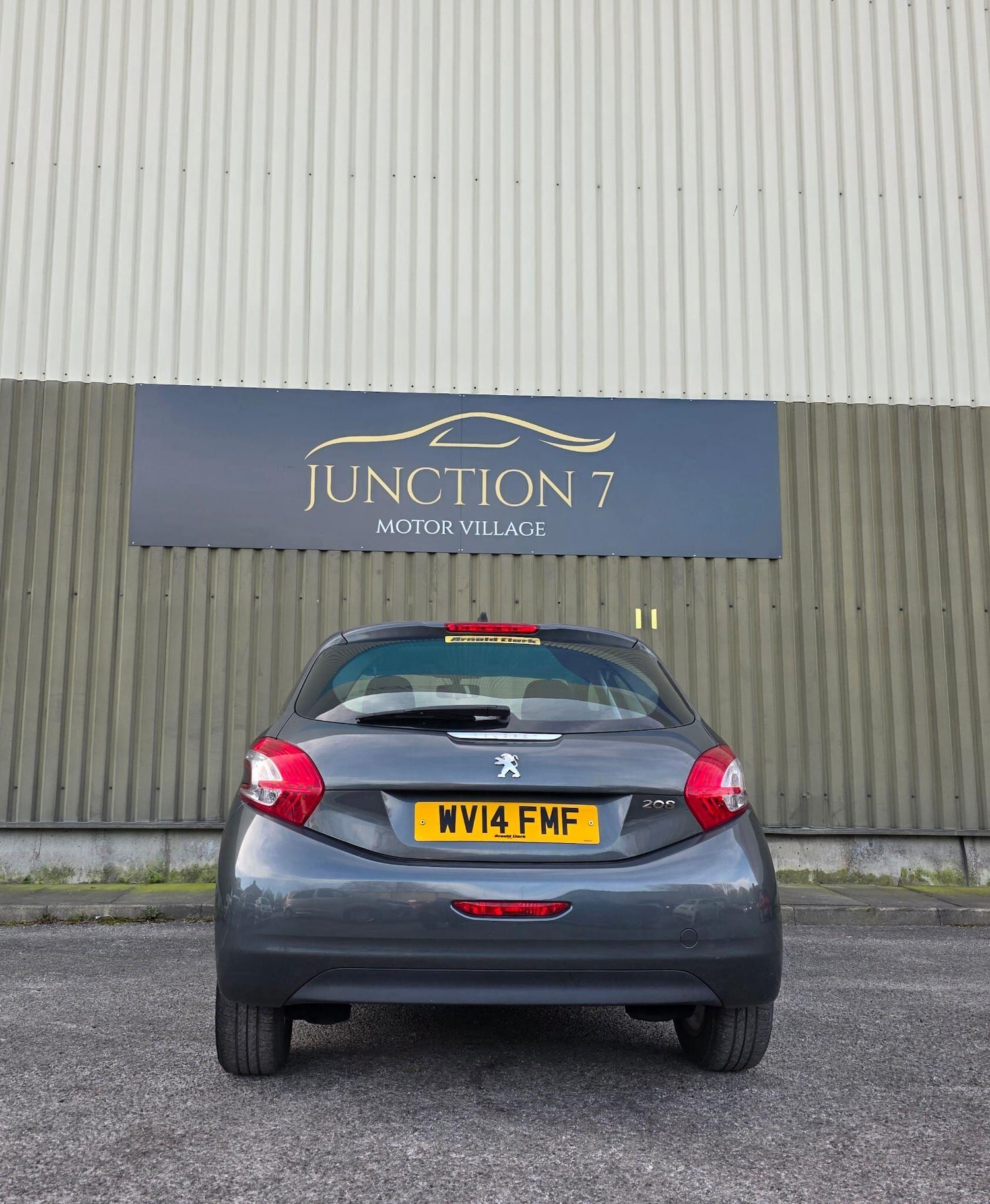 Used Peugeot 208 2014 for sale - 77939948: Photo 13