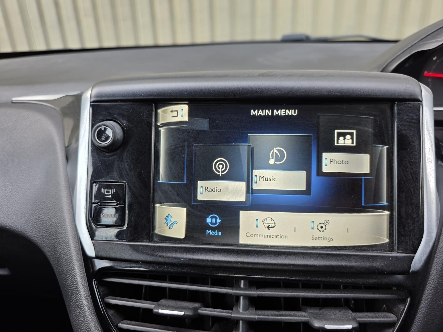 Used Peugeot 208 2014 for sale - 77939948: Photo 37