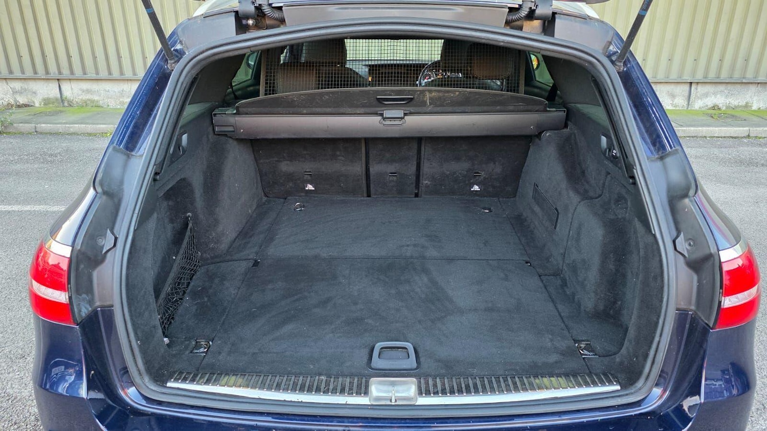 Used Mercedes-Benz E Class 2017 for sale - 76645558: Photo 16