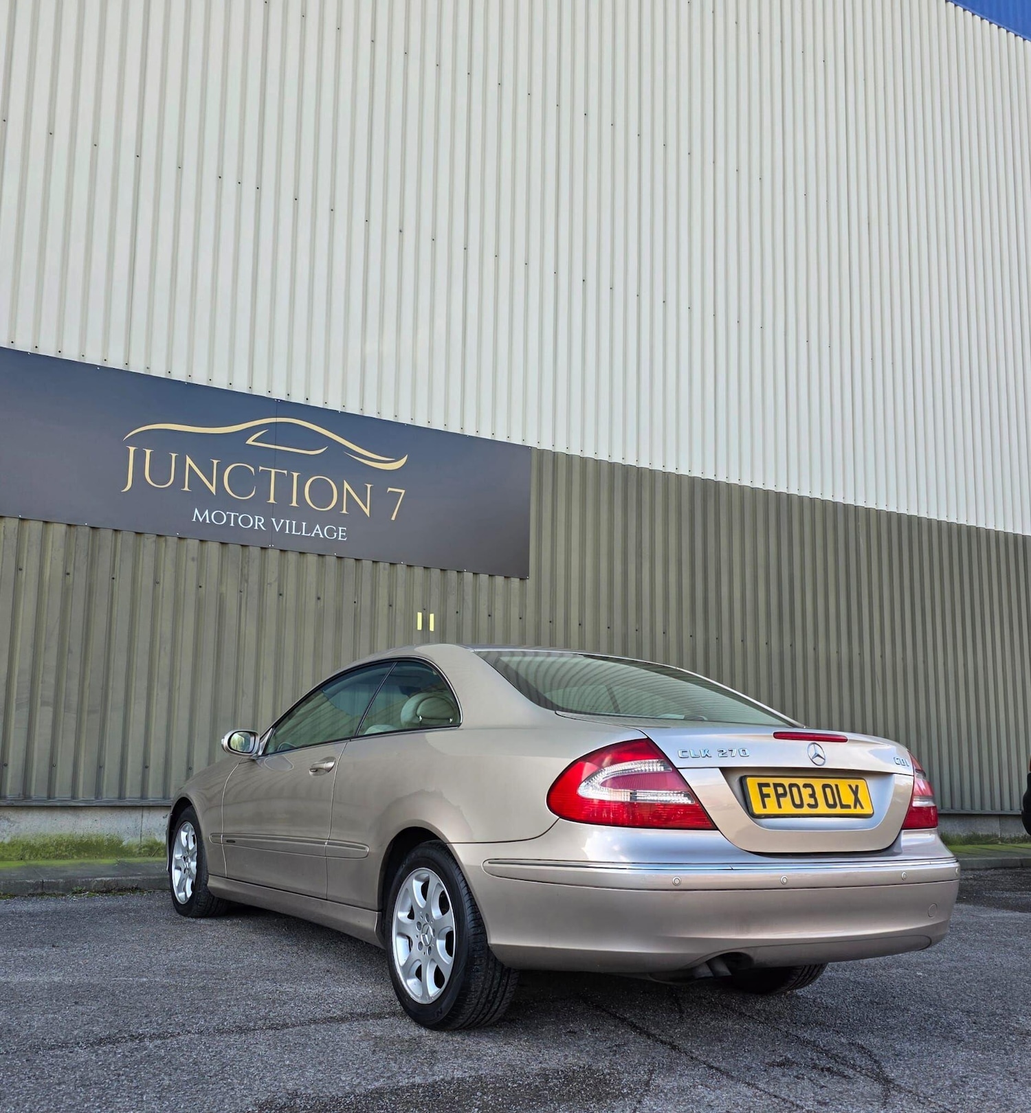 Used Mercedes-Benz CLK 2003 for sale - 77645828: Photo 14