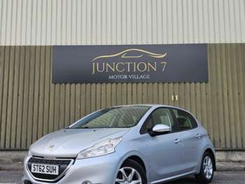 Used Peugeot 208 2013 for sale - 75387949: Photo