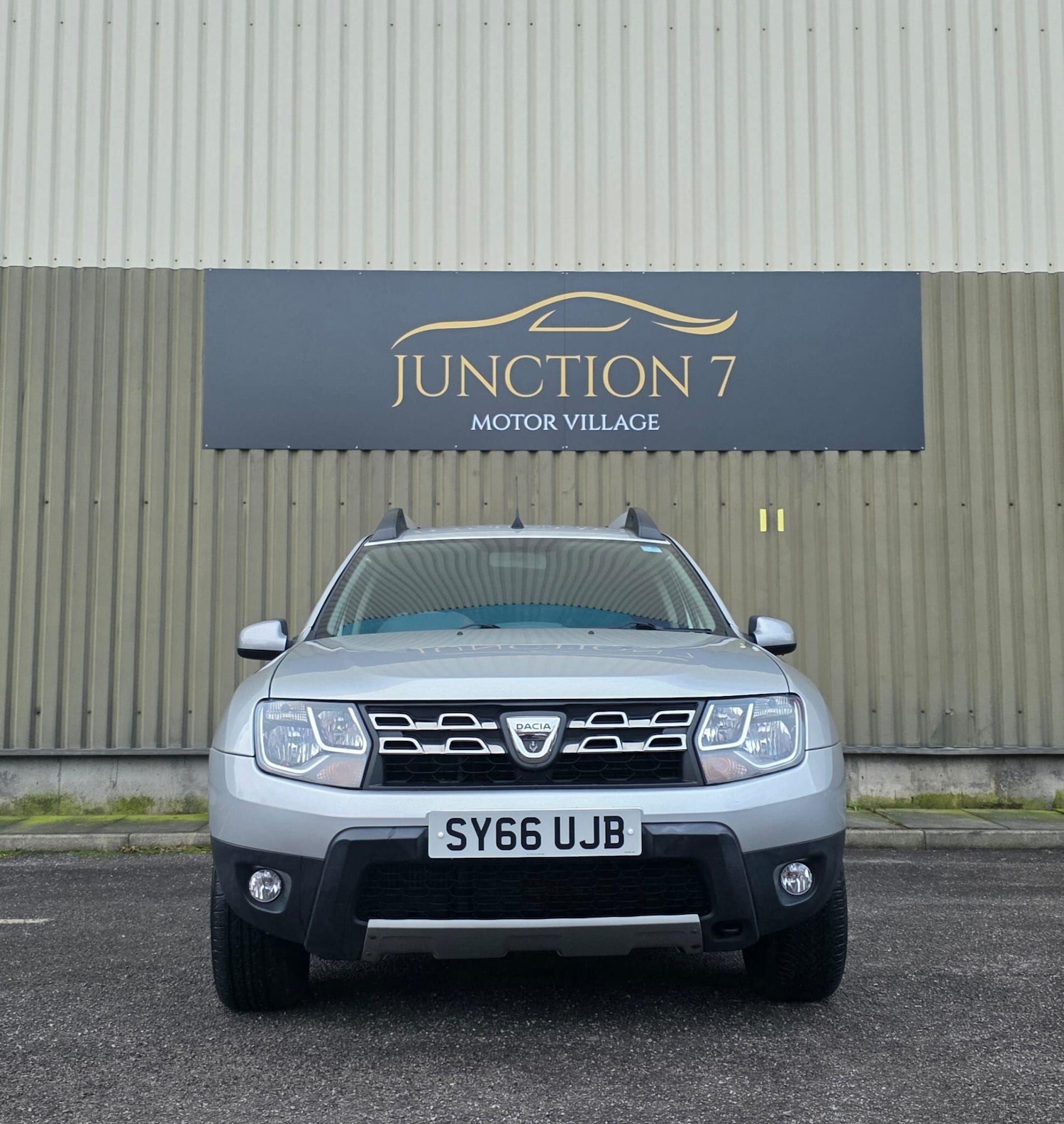 Used Dacia Duster 2016 for sale - 77411243: Photo 4