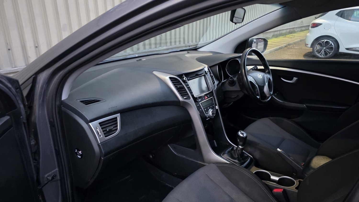 Used Hyundai i30 2014 for sale - 77411706: Photo 24