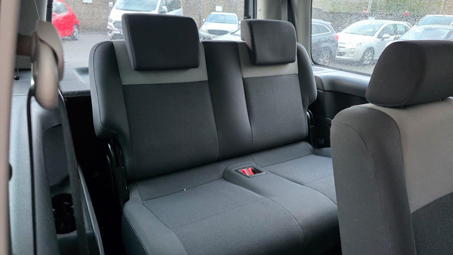 Used Volkswagen Caddy Maxi Life 2014 for sale - 76886513: Photo 16