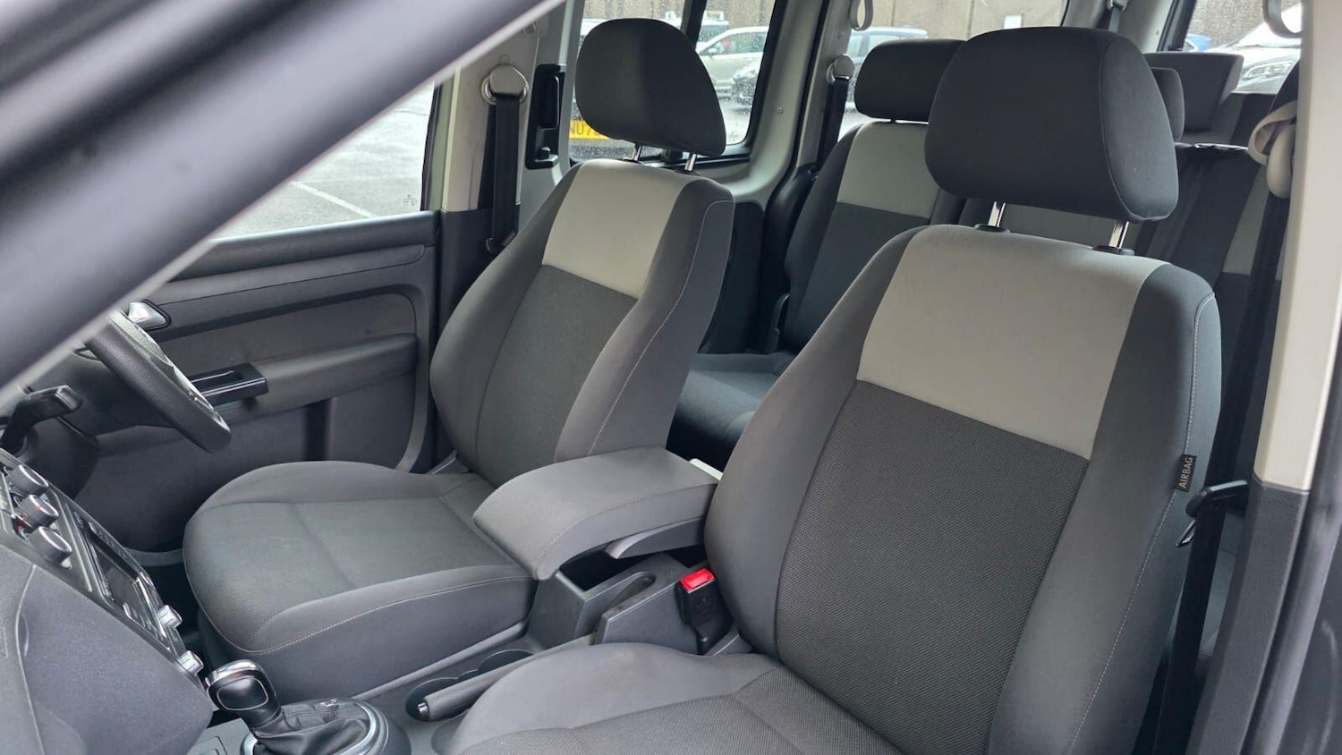 Used Volkswagen Caddy Maxi Life 2014 for sale - 76886513: Photo 23