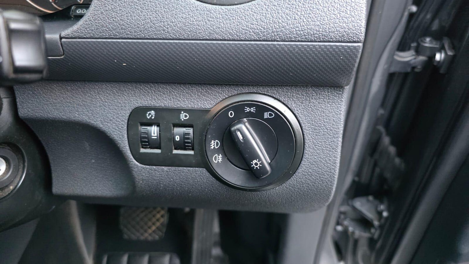 Used Volkswagen Caddy Maxi Life 2014 for sale - 76886513: Photo 28