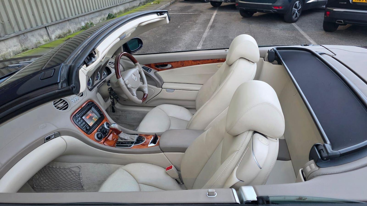 Used Mercedes-Benz SL for sale - 76786580: Photo 31