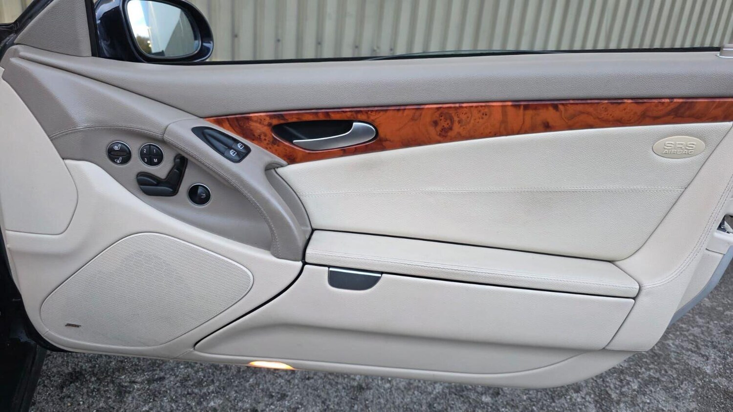 Used Mercedes-Benz SL for sale - 76786580: Photo 38