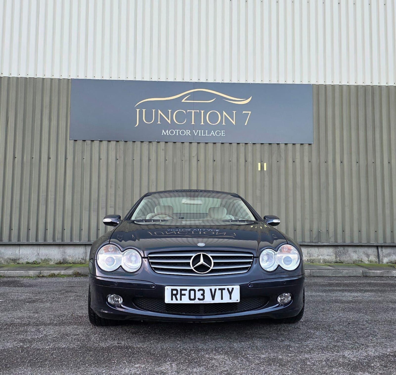 Used Mercedes-Benz SL for sale - 76786580: Photo 4