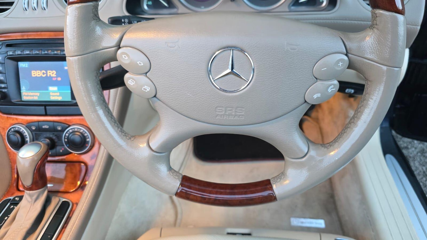Used Mercedes-Benz SL for sale - 76786580: Photo 44