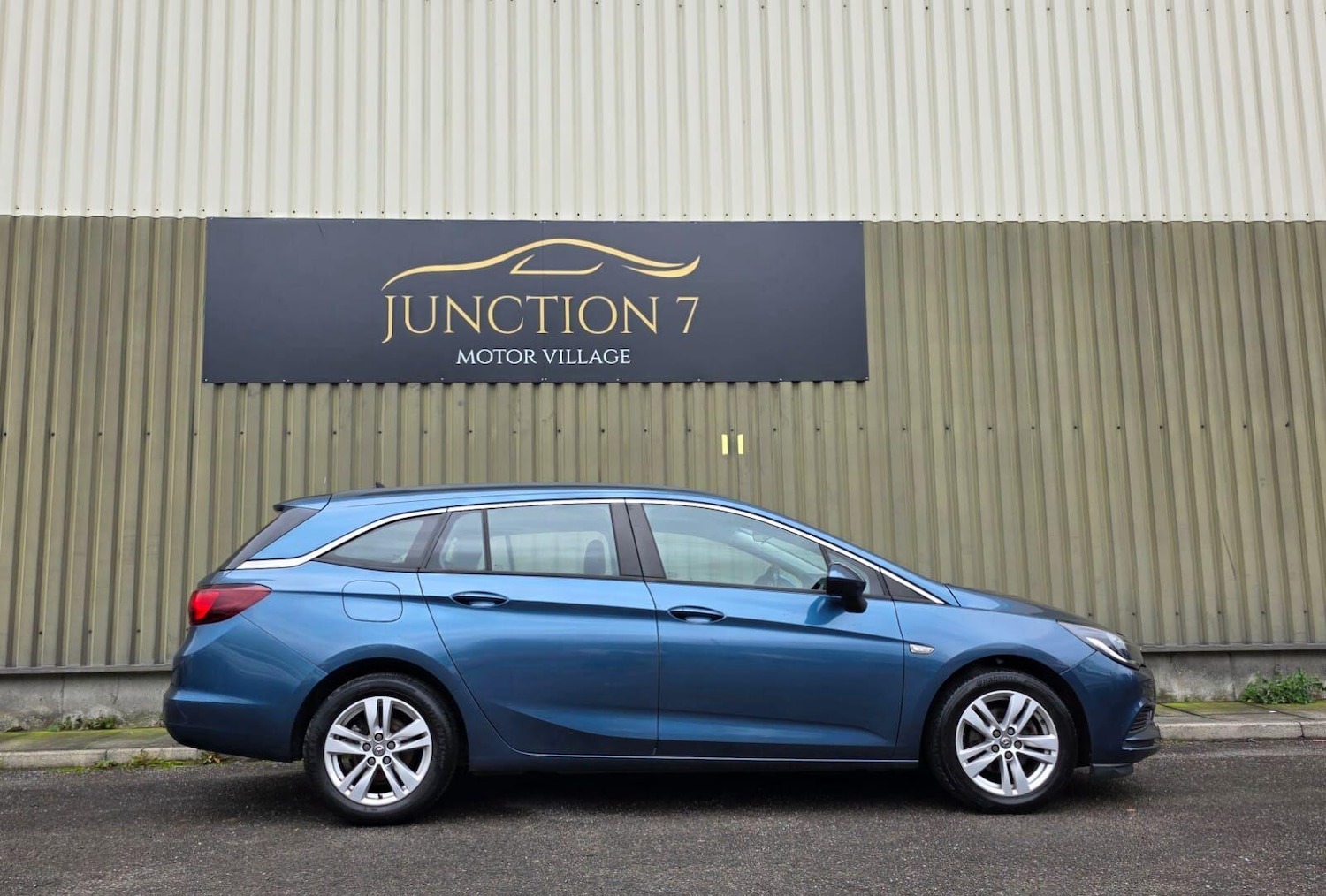 Used Vauxhall Astra 2017 for sale - 76484644: Photo 10