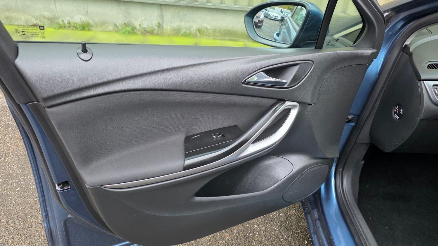 Used Vauxhall Astra 2017 for sale - 76484644: Photo 23