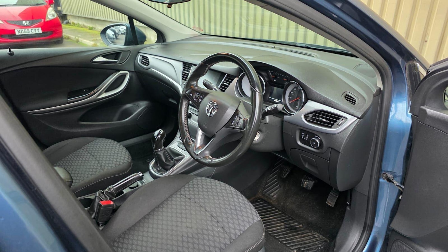 Used Vauxhall Astra 2017 for sale - 76484644: Photo 29