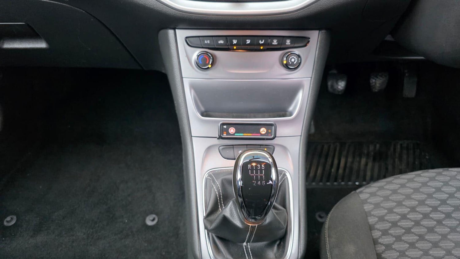 Used Vauxhall Astra 2017 for sale - 76484644: Photo 31