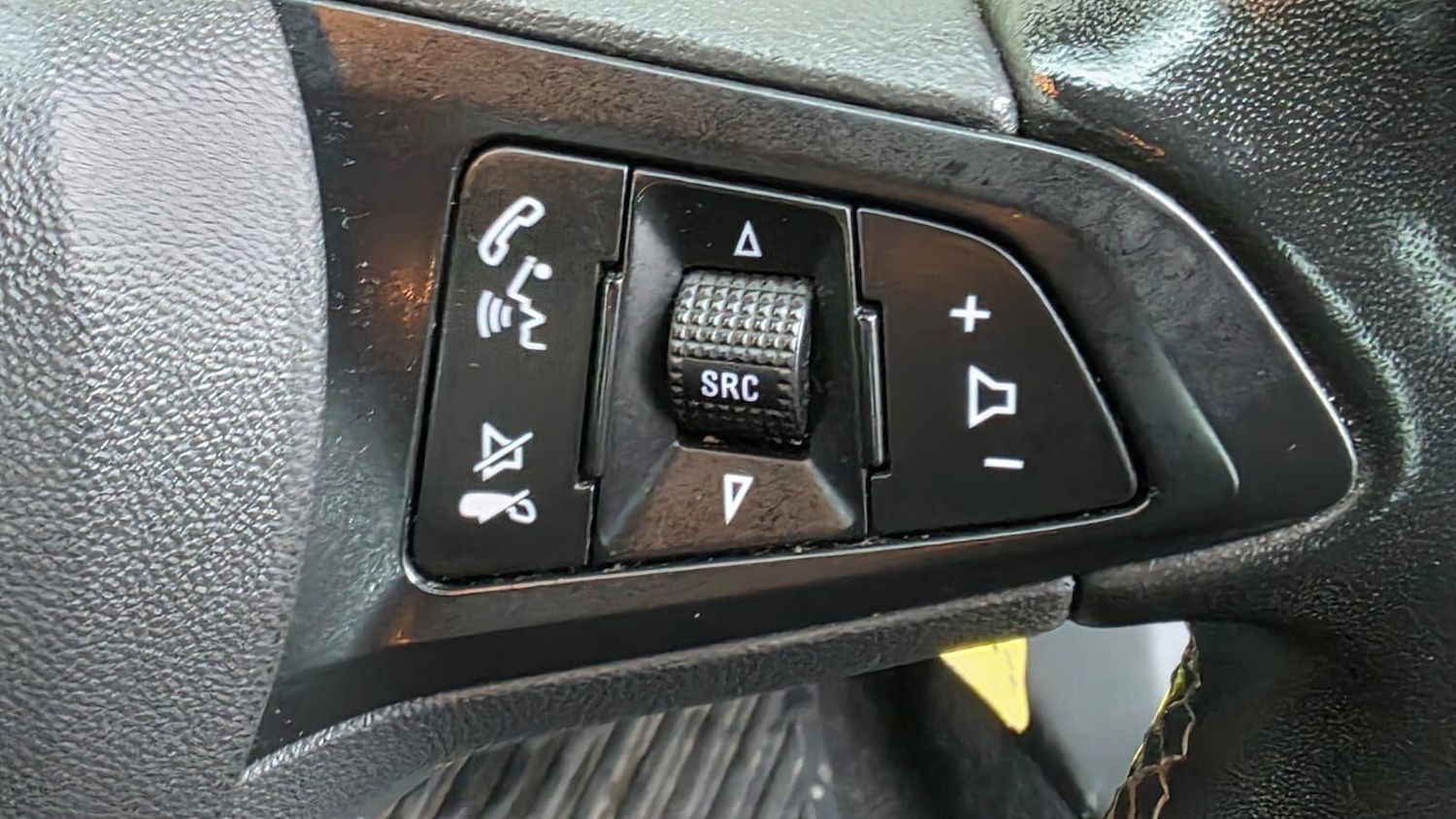 Used Vauxhall Astra 2017 for sale - 76484644: Photo 37