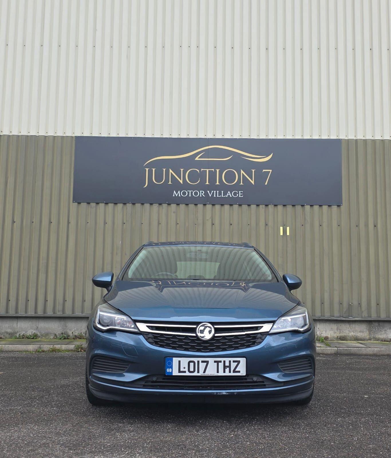 Used Vauxhall Astra 2017 for sale - 76484644: Photo 4