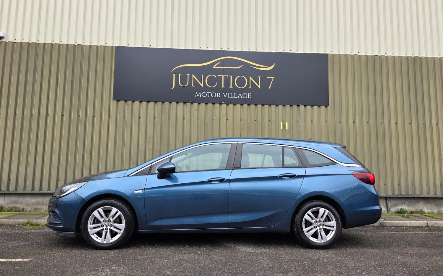 Used Vauxhall Astra 2017 for sale - 76484644: Photo 7