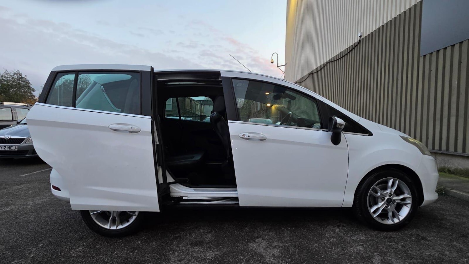 Used Ford B-MAX 2014 for sale - 76485075: Photo 17