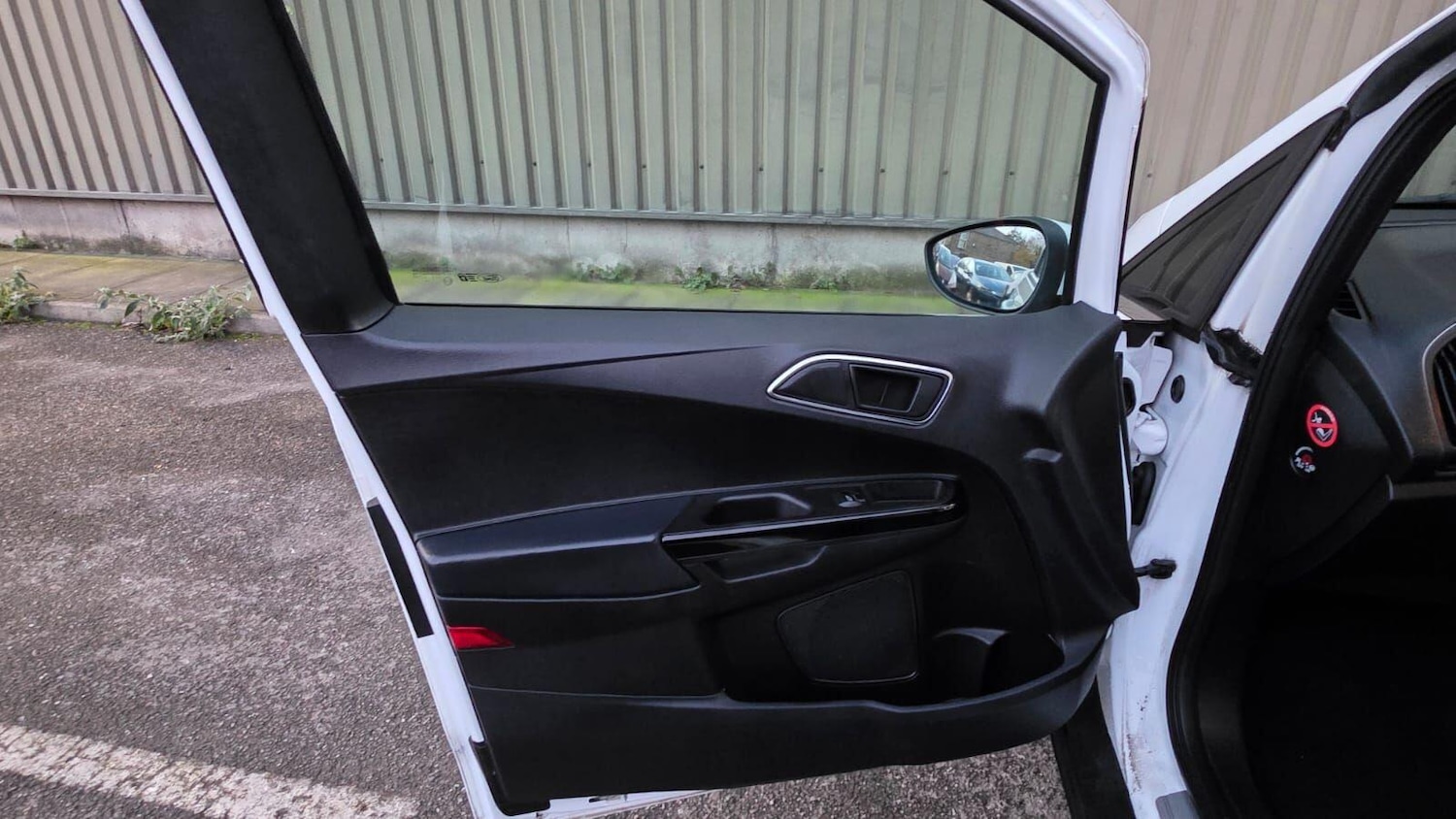 Used Ford B-MAX 2014 for sale - 76485075: Photo 23