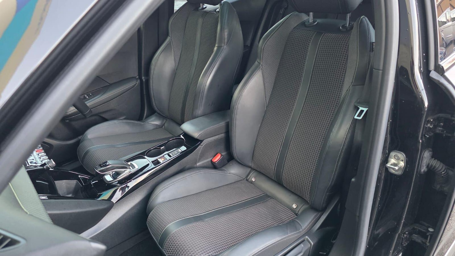 Used Peugeot 2008 2020 for sale - 76632826: Photo 26