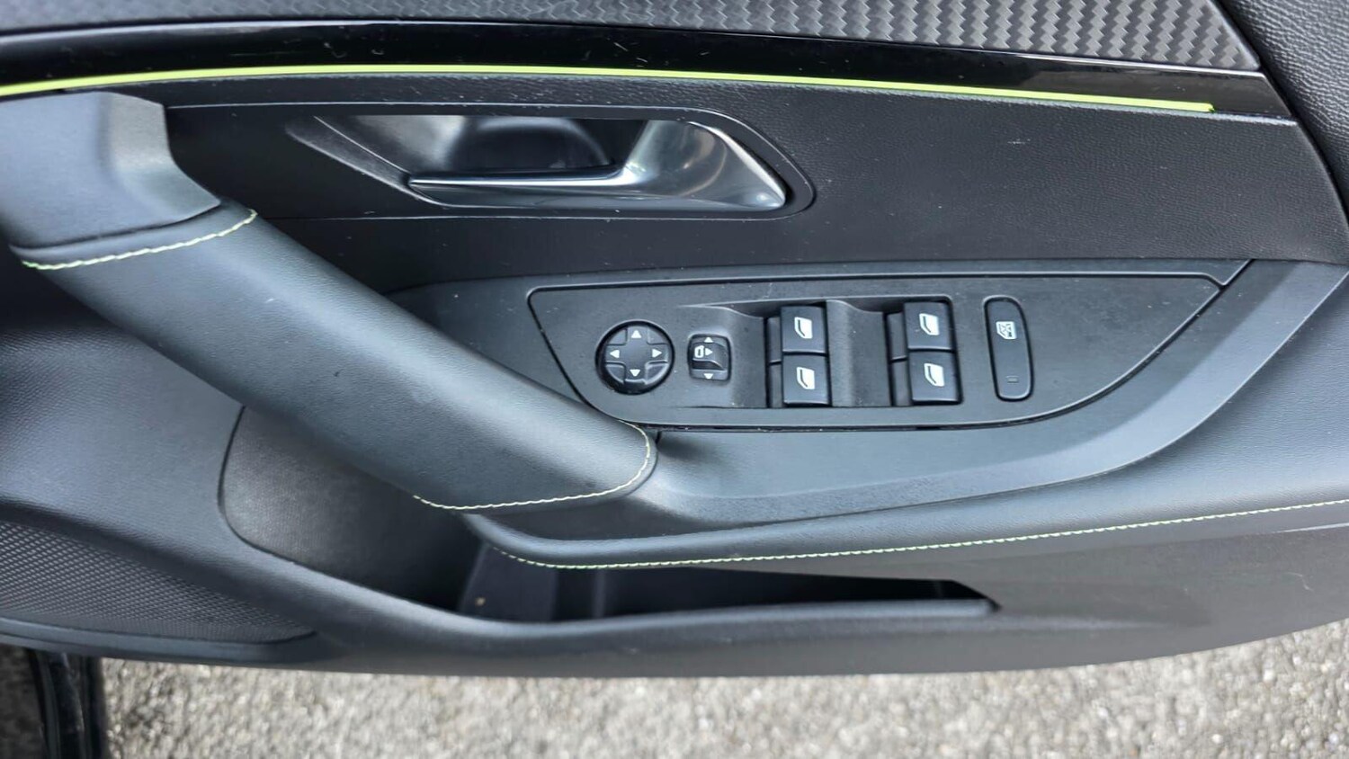 Used Peugeot 2008 2020 for sale - 76632826: Photo 30