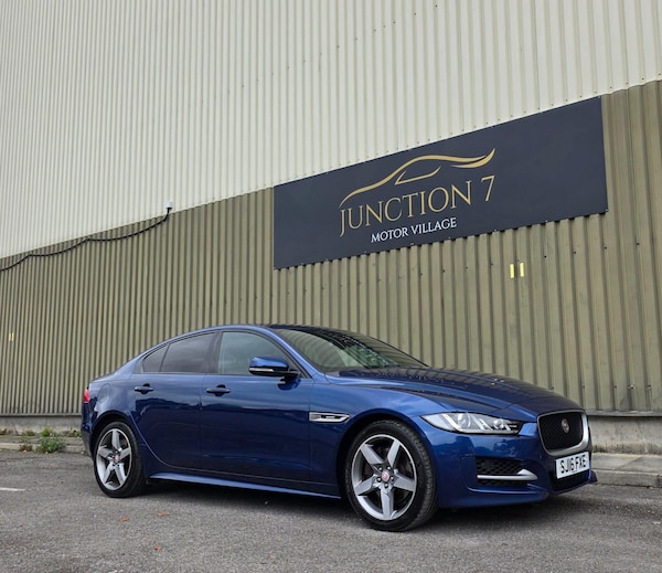 Used Jaguar XE 2016 for sale - 76214460: Photo 10