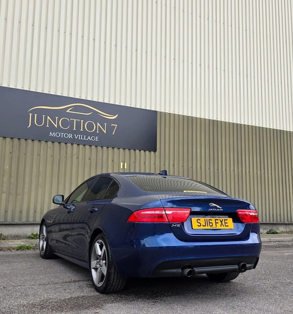 Used Jaguar XE 2016 for sale - 76214460: Photo 14
