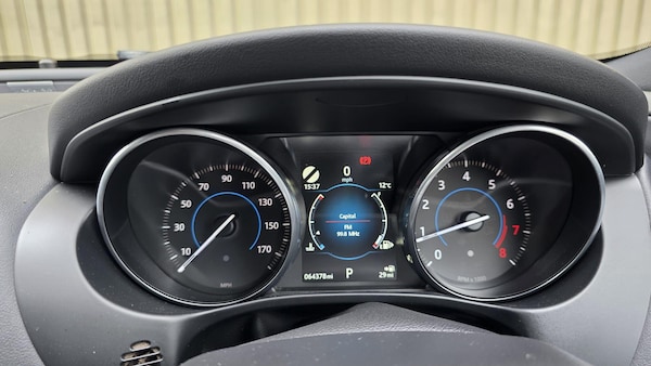 Used Jaguar XE 2016 for sale - 76214460: Photo 39