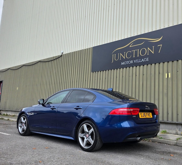 Used Jaguar XE 2016 for sale - 76214460: Photo 6