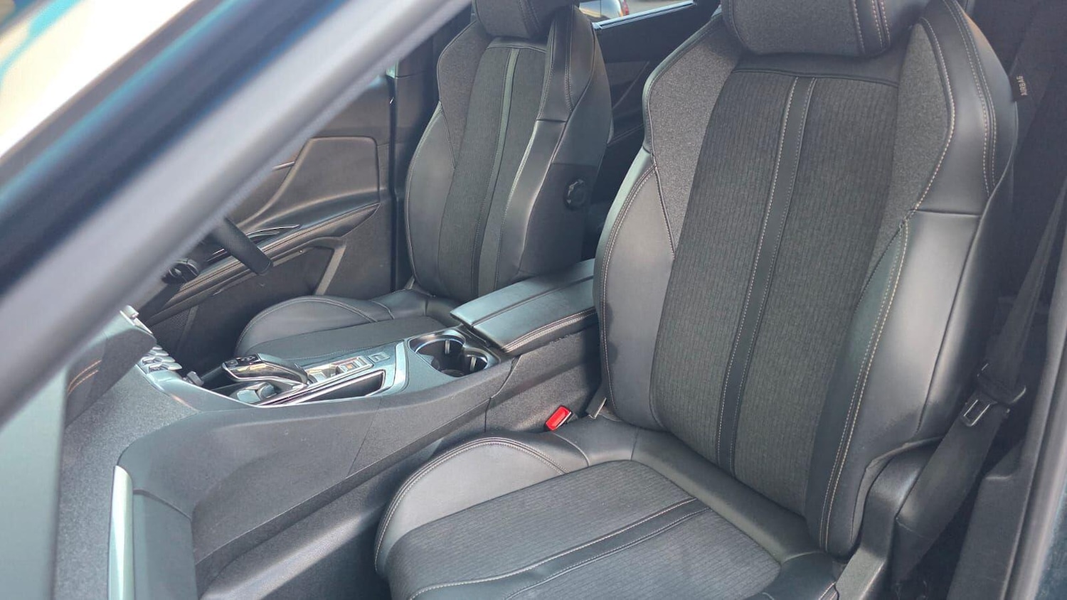 Used Peugeot 5008 2020 for sale - 76645294: Photo 30