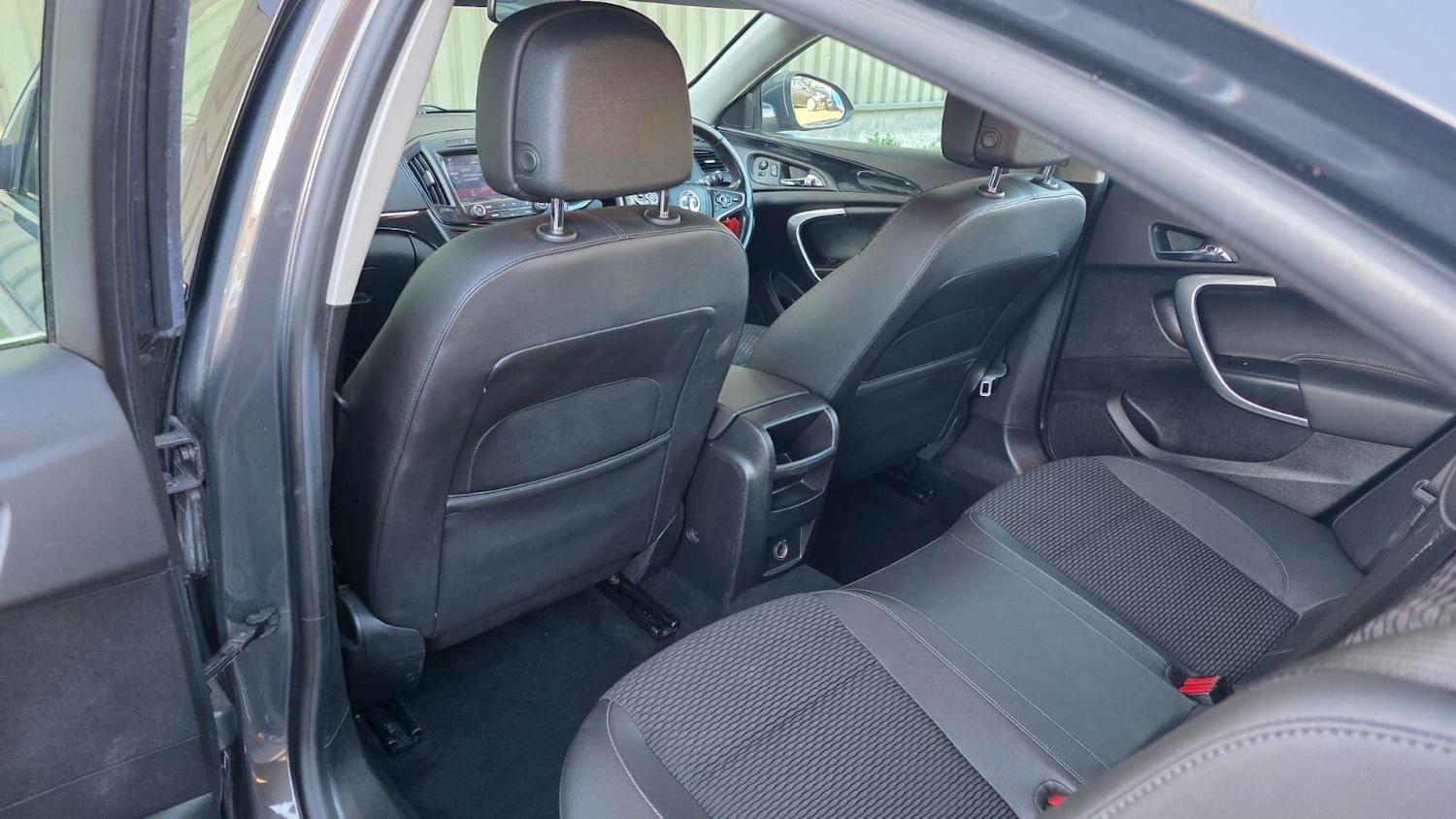 Used Vauxhall Insignia 2015 for sale - 76634009: Photo 21