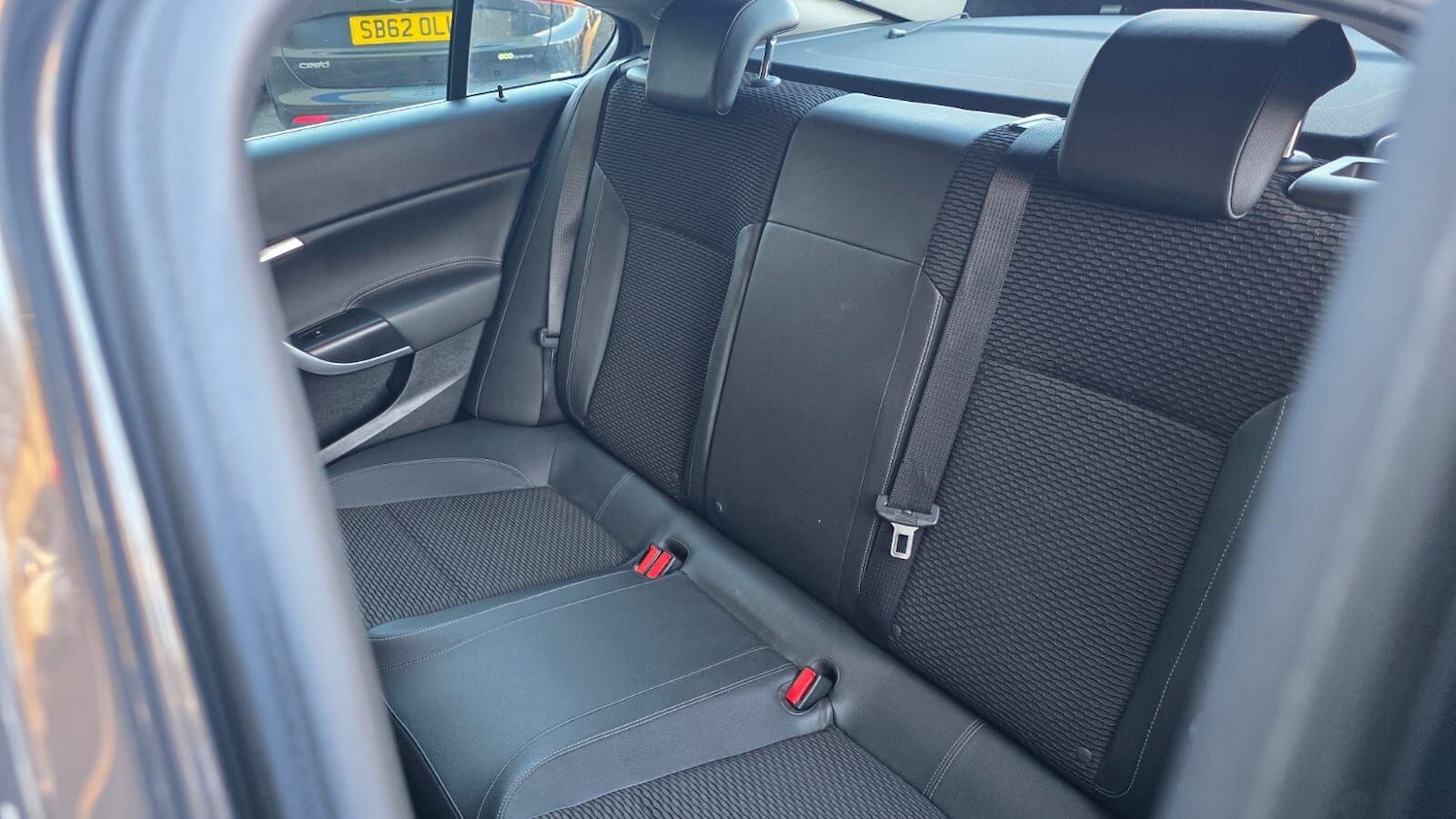 Used Vauxhall Insignia 2015 for sale - 76634009: Photo 22