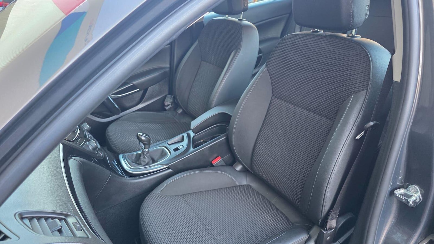 Used Vauxhall Insignia 2015 for sale - 76634009: Photo 25