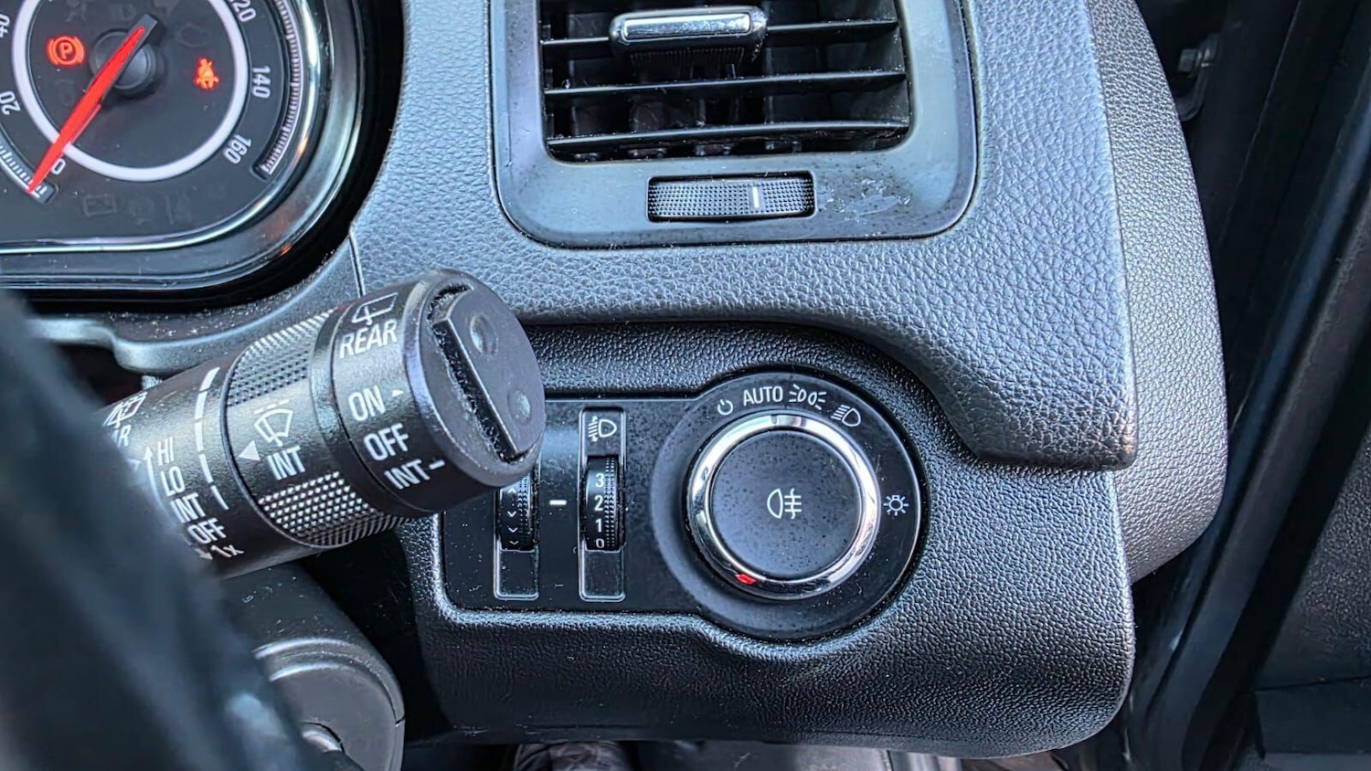 Used Vauxhall Insignia 2015 for sale - 76634009: Photo 31