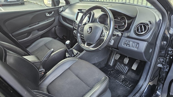 Used Renault Clio 2018 for sale - 75553073: Photo 19