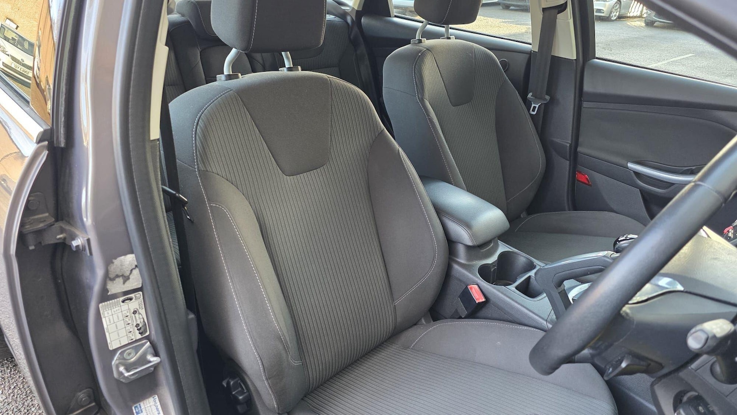 Used Ford Focus 2012 for sale - 77237886: Photo 28