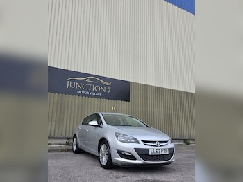 Used Vauxhall Astra 2013 for sale - 78471432: Photo