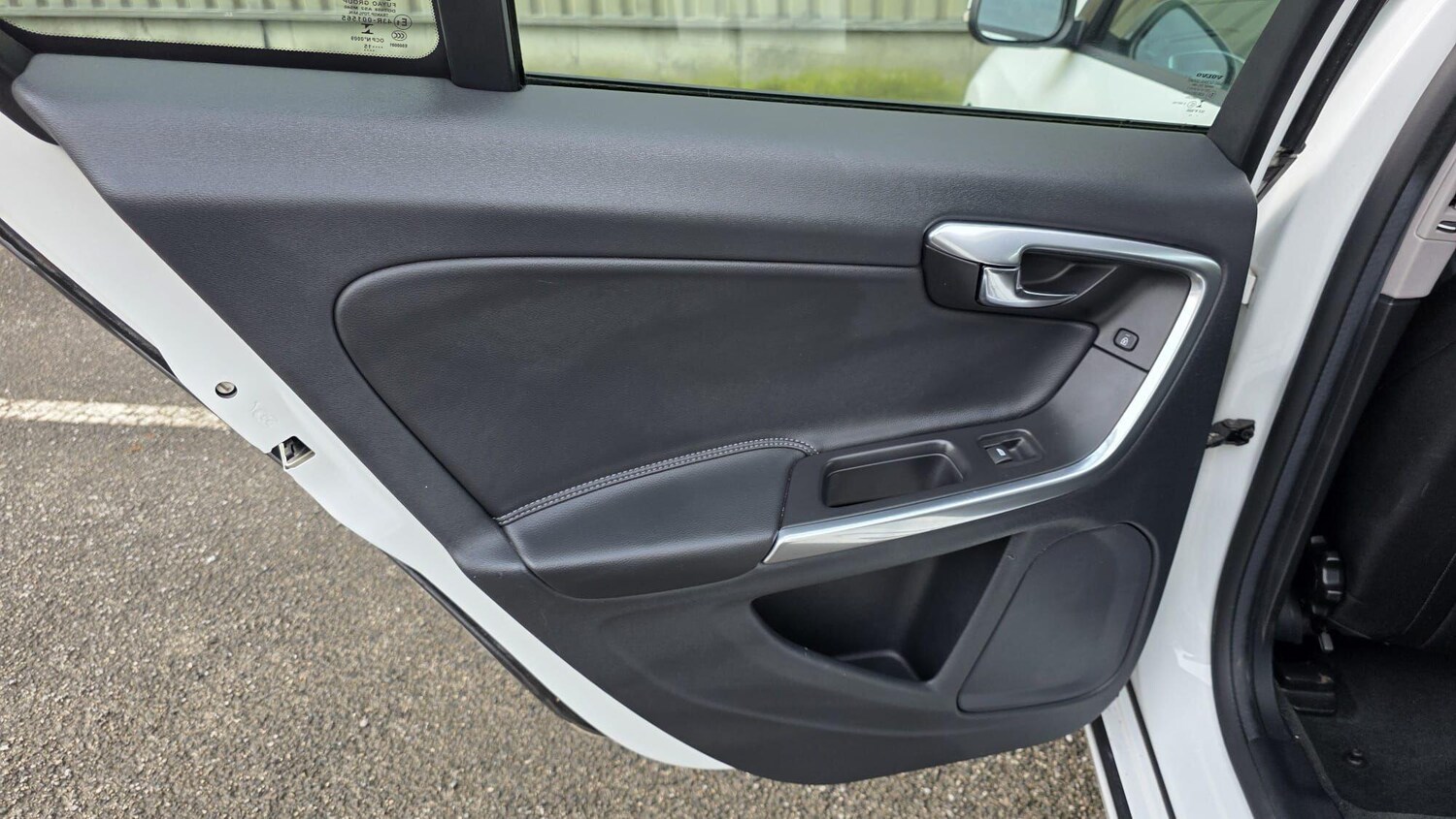 Used Volvo V60 for sale - 77484211: Photo 20