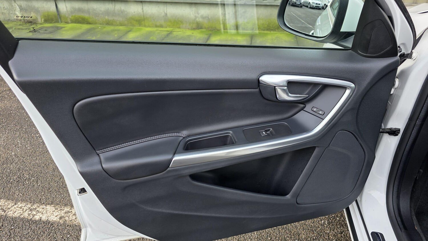 Used Volvo V60 for sale - 77484211: Photo 23