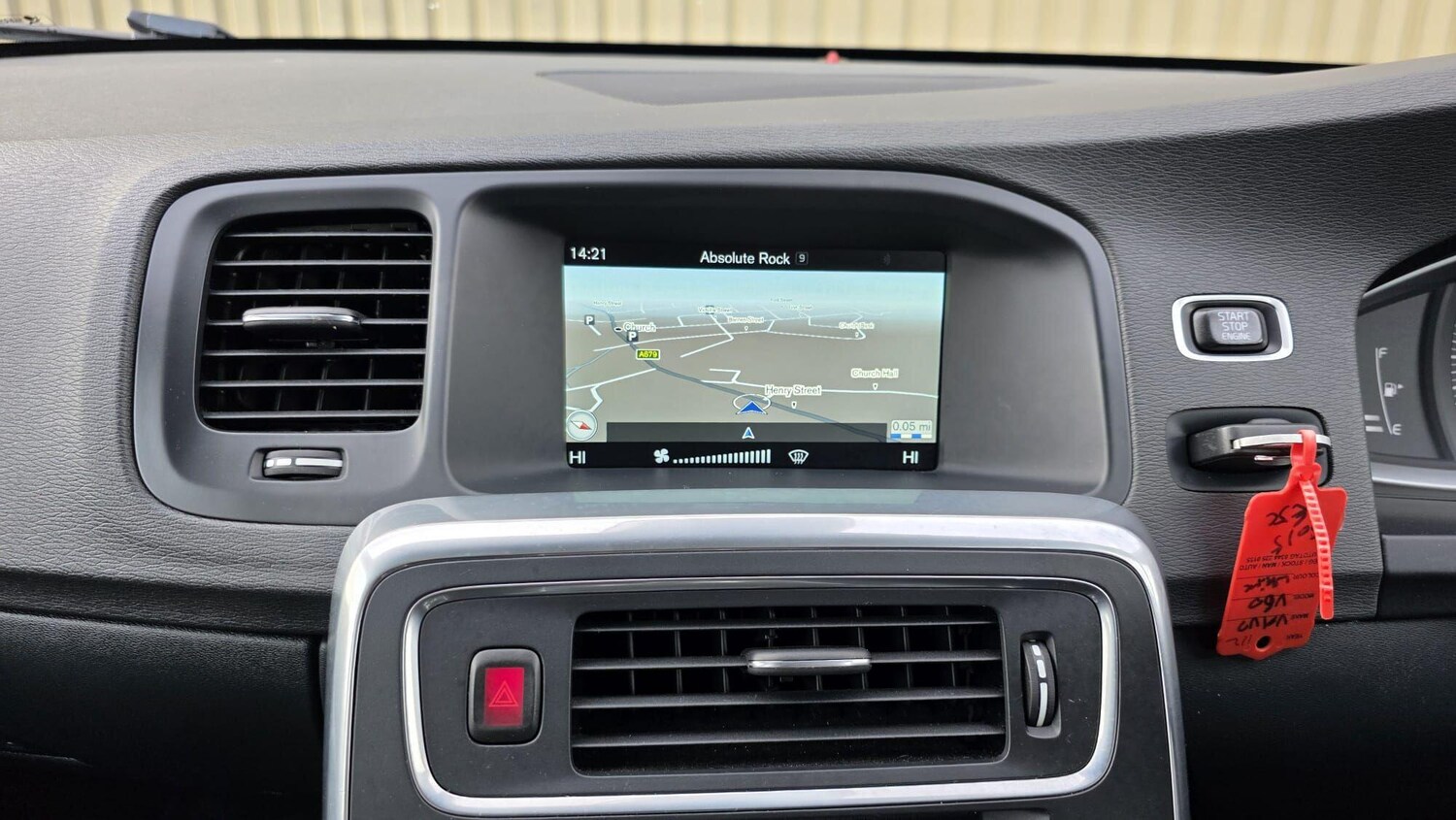 Used Volvo V60 for sale - 77484211: Photo 33