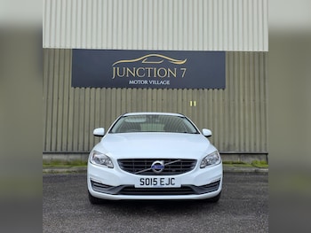 Used Volvo V60 2015 for sale - 77484211: Photo