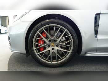 Used Porsche Panamera 2017 for sale - 79564327: Photo
