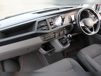 Used Volkswagen Transporter 2022 for sale - 75997414: Photo