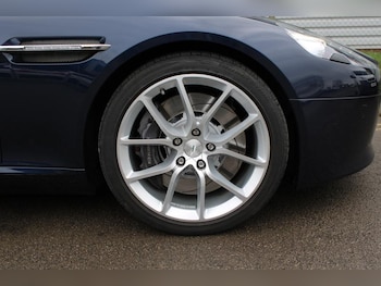 Used Aston Martin Rapide 2017 for sale - 77619921: Photo