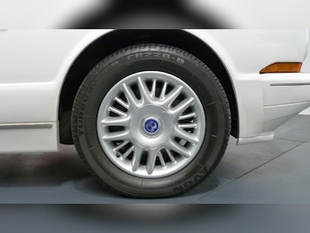 Used Bentley Azure 1997 for sale - 78932828: Photo